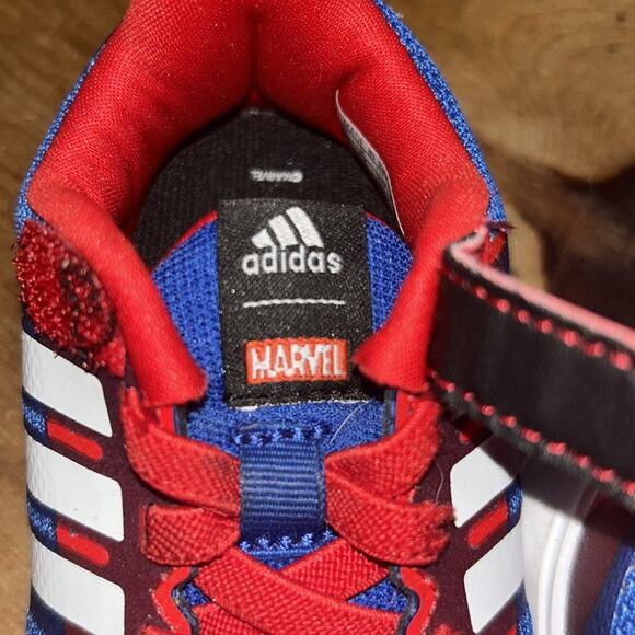 ADIDAS X MARVEL FORTARUN 2.0 SPIDER-MAN CLOUDFOAM SHOES Size 5 - Picture 7 of 11